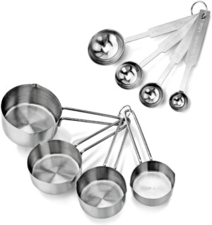 Measuring Cups & Spoons
