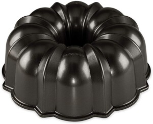 Nordic Ware Pro Cast Original Bundt Pan, 12 Cup, Grey