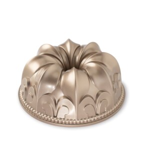 Nordic Ware Novelty Fleur de Lis Bundt Pan